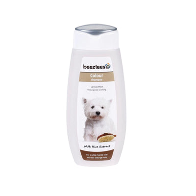 Sampon pentru Caini Beeztees White Coat – Pentru Blana Alba Stralucitoare, cu Extract de Orez, 300ml