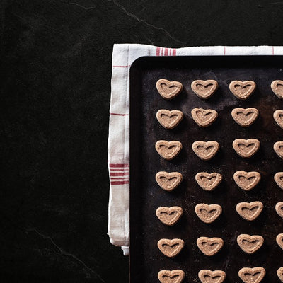 Canagan Chicken Biscuit Bakes, Recompense pentru Caini Coapte Manual, Grain-Free, cu Pui si Ierburi Aromatice, 150g