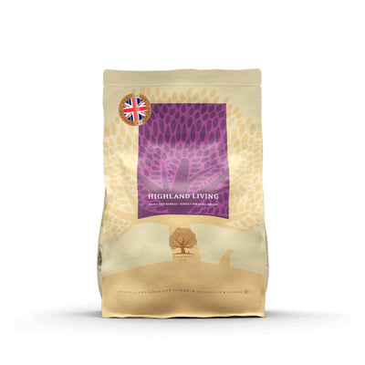 Essential Highland Living, Hrana Uscata pentru Caini Adulti, cu Curcan, Vita Angus si Pasari Salbatice, Crocheta Mica, 2.5kg