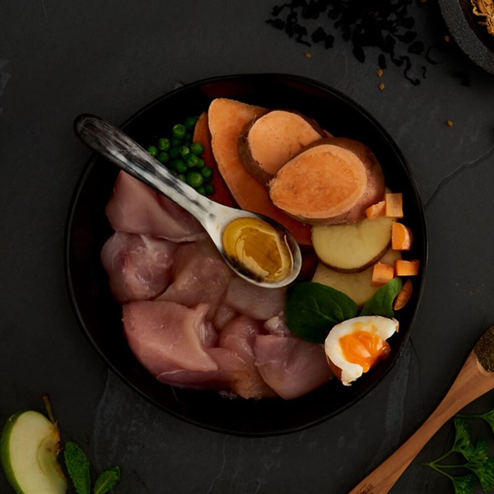 Canagan Free Range Chicken Light / Senior, Hrana Ultra Premium pentru Caini pentru Seniori si Controlul Greutatii, Suport Articular Intens, 12kg